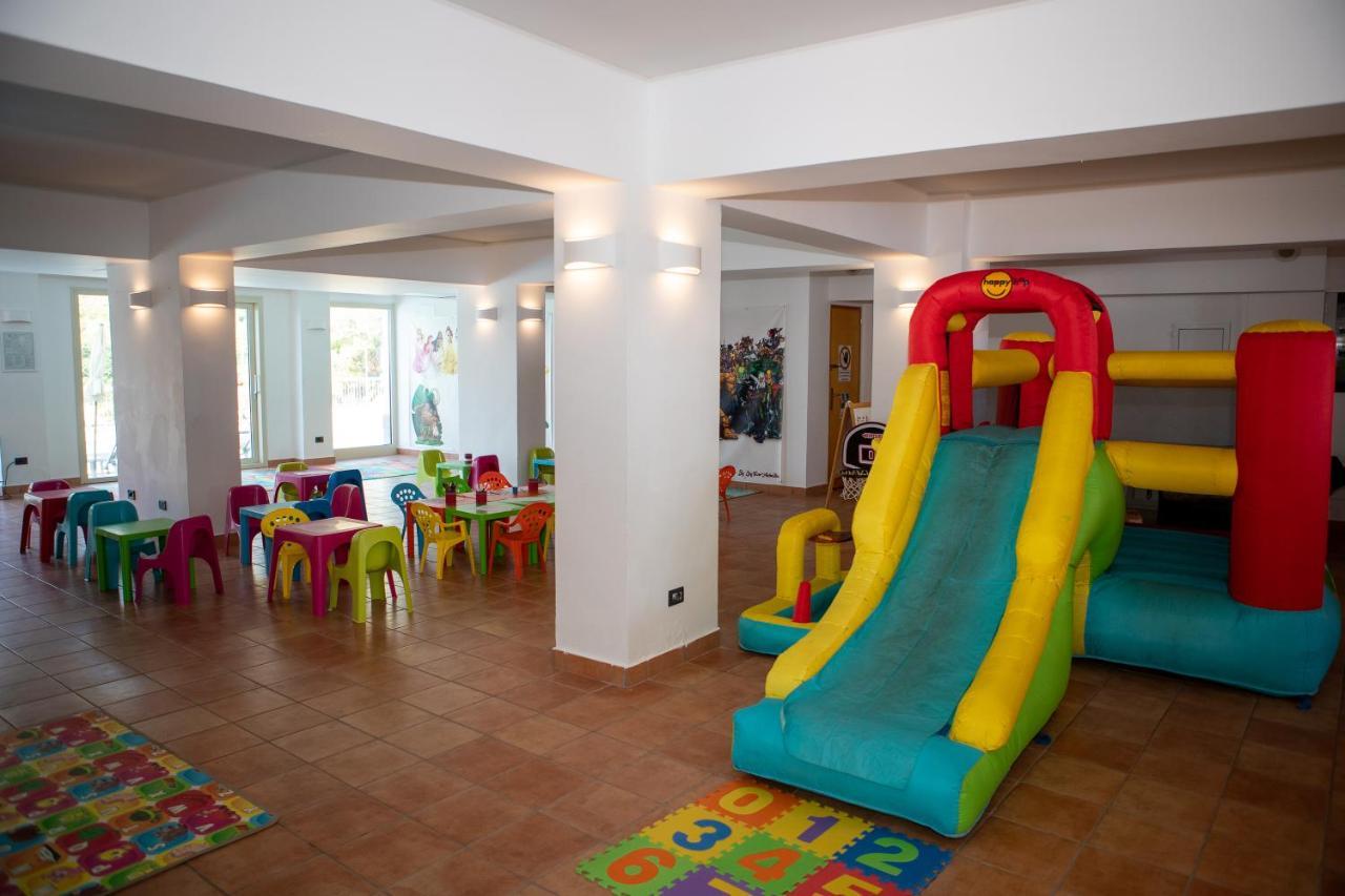Hotel Olimpo Le Terrazze Letojanni Ngoại thất bức ảnh