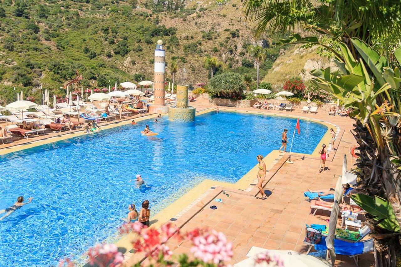 Hotel Olimpo Le Terrazze Letojanni Ngoại thất bức ảnh